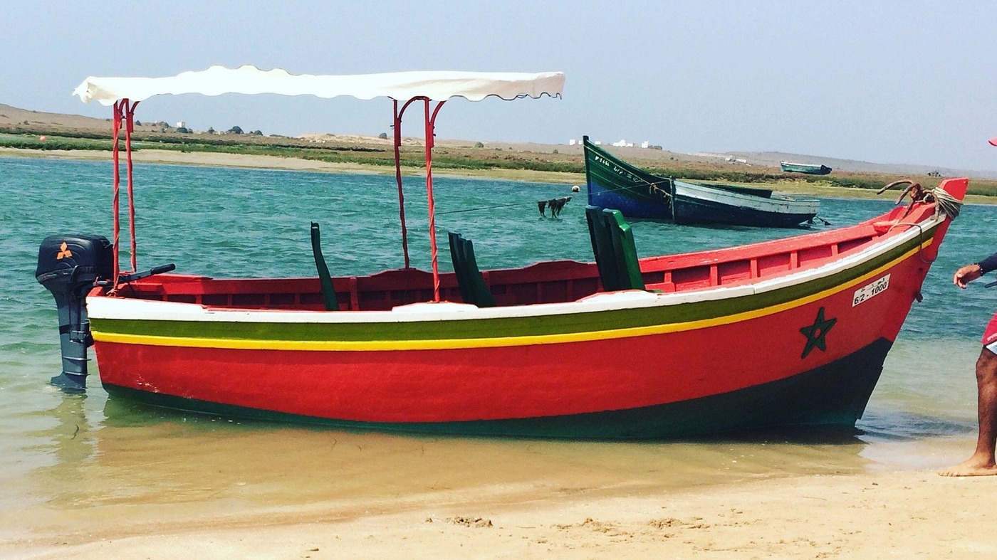 Barque de pêcheur traditionnelle à Oualidia